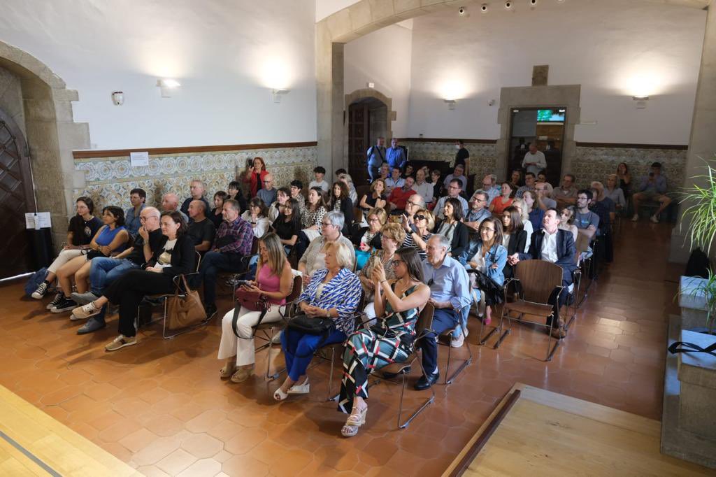 LA FÍSICA DE LA VIDA
La Ivet Güell omple l’ Aula Magna de l’ <a href="/IEILleida/">INSTITUT D'ESTUDIS ILERDENCS</a>.
Excel·lent xerrada de divulgació científica sobre #rosalindfranklin i el descobriment de l’estructura de l’#ADN. Ha  agermanat dues  disciplines científiques la biologia i la física. <a href="/CosiallsAnicet/">Anicet Cosialls</a>