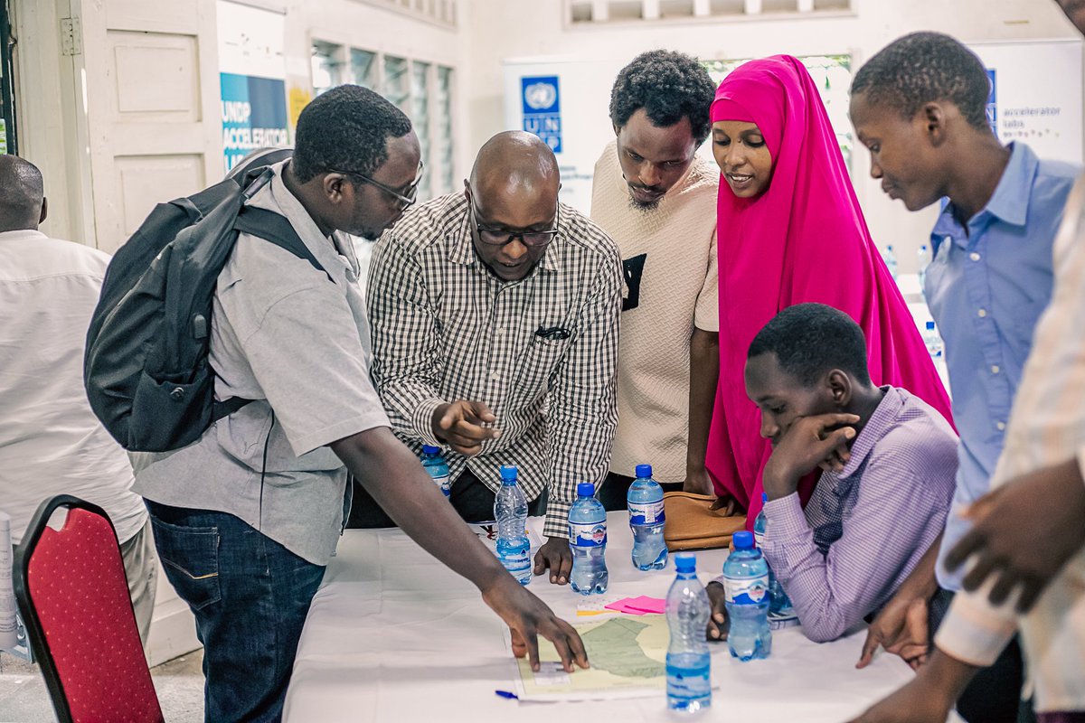 Edward_wafula_'s tweet image. Empowering communities, informing policy!   

The collaborative map developed through this workshop will provide evidence to the #TanaRiverCounty Government, guiding policy &amp;amp; water infrastructure development.  

🙏@GermanyinKenya @qatar_fund

#DataDrivenAction
📸 @kibuku_michael