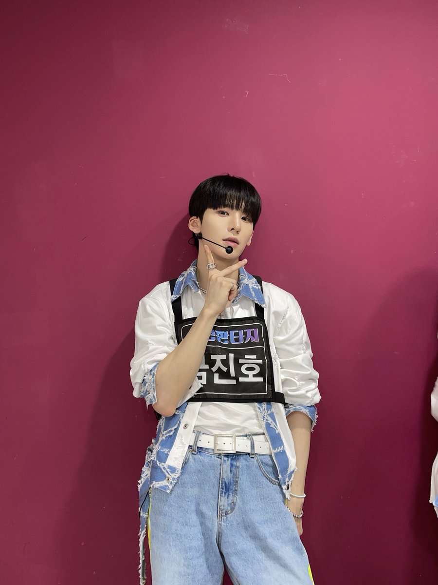 _bot24k tweet picture