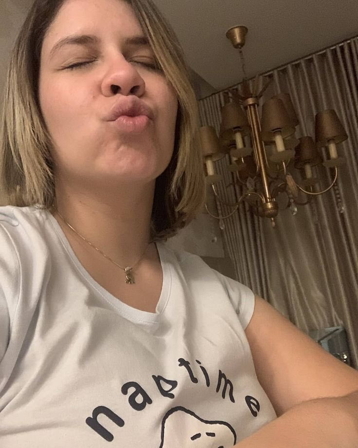 comfortmmm's tweet photo. você faz falta aqui, aqui, aqui…🤍 https://t.co/aENzTRWsHC