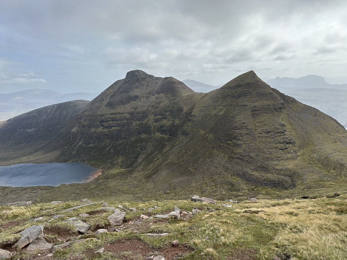 Quinaig is a wonderful mountain. It’s complex topography contains 3 Corbetts plus 3 Graham Tops, providing 1100m+ of ascent and long stretches of fine ridge-walking with unsurpassed views. It goes straight into my top 10 favourite hill days ever! #Corbetts