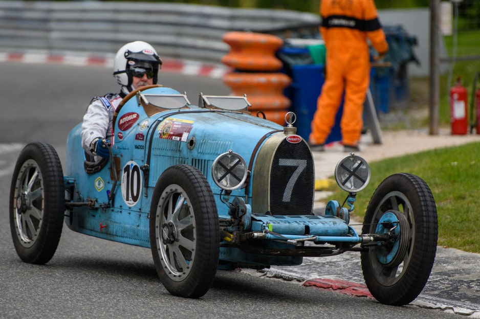 👉 Vous hésitez à venir sur le circuit ce week-end ? Regardez le florilège des images captées vendredi. Le charme opère 😉

La suite ici : grandprixdepau.fr/en-images-le-c…