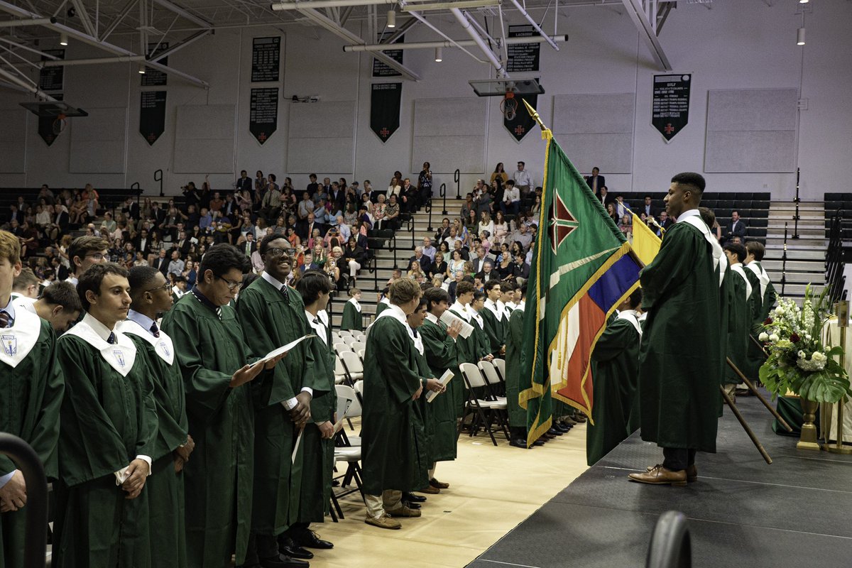 Strake Jesuit tweet media