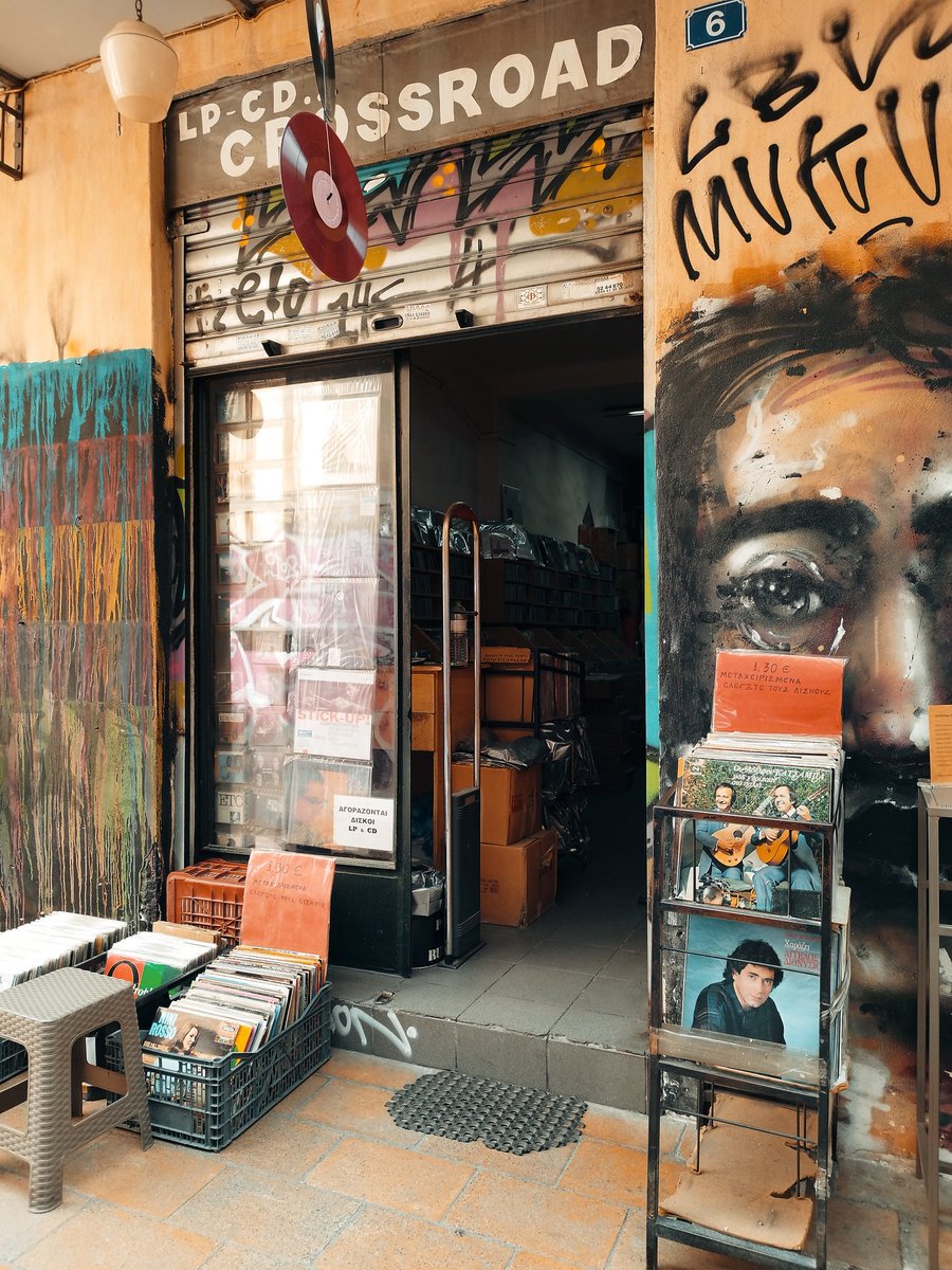 ActivistOfMusic's tweet photo. A visit to a magic place..🔊☀️🎵💿
Saturday Shopping at Crossroad 🔝🔝
#RecordShop #SaturdayVibes #VinylShop #cdshop #vinylplace #mood #shoppingtime https://t.co/GmkayRUosa