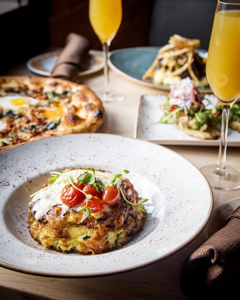Our Fritatta is a must have 

Join us for brunch this weekend: cibowinebar.com
.
.
.
#cibowinebar #brunch #weekend #frittata #toronto #torontobrunch #blogto #foodieto #italianbreakfast #italianlunch