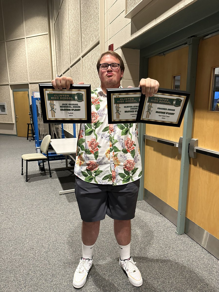 Best night of senior year so far! Senior Athletic Banquet, Coaches Awards and Signing Day, thank you to everyone that helped get me here! It’s official-I’m a Bison! 🦬 @GaelsClinton @GaelsAthletics @GaelsBoosters @NCbison_FB @olmsted_dale @Coach_Q23 @CoachVBisonOC
