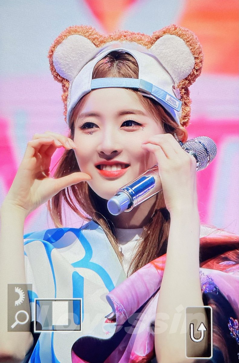 230520 프리뷰

🧸

#스테이씨 #시은 #STAYC #SIEUN