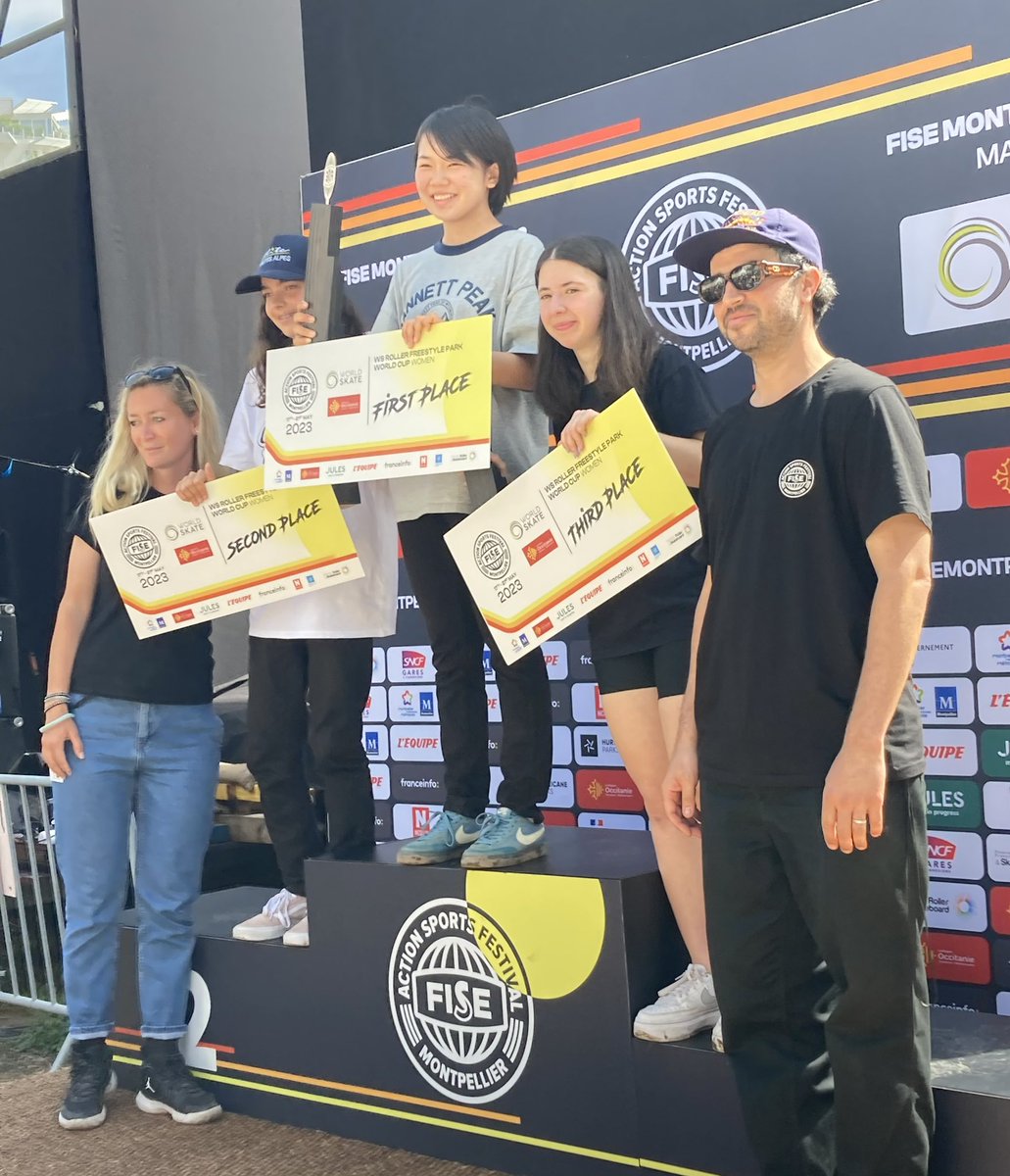 TakeshiYasutoko's tweet image. FISE Montpellierワールドカップのパーク種目プロ女子で明賀芽泉がプロ初優勝！！
完璧なランでした✨
めいちゃんおめでとう！！
#fiseworld #インラインスケート