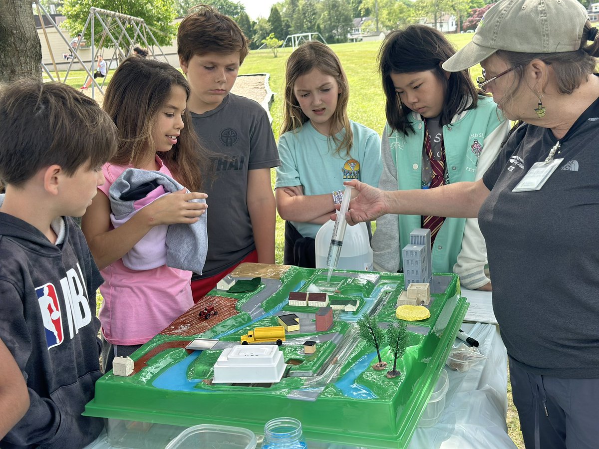 Mr. Ford tweet media