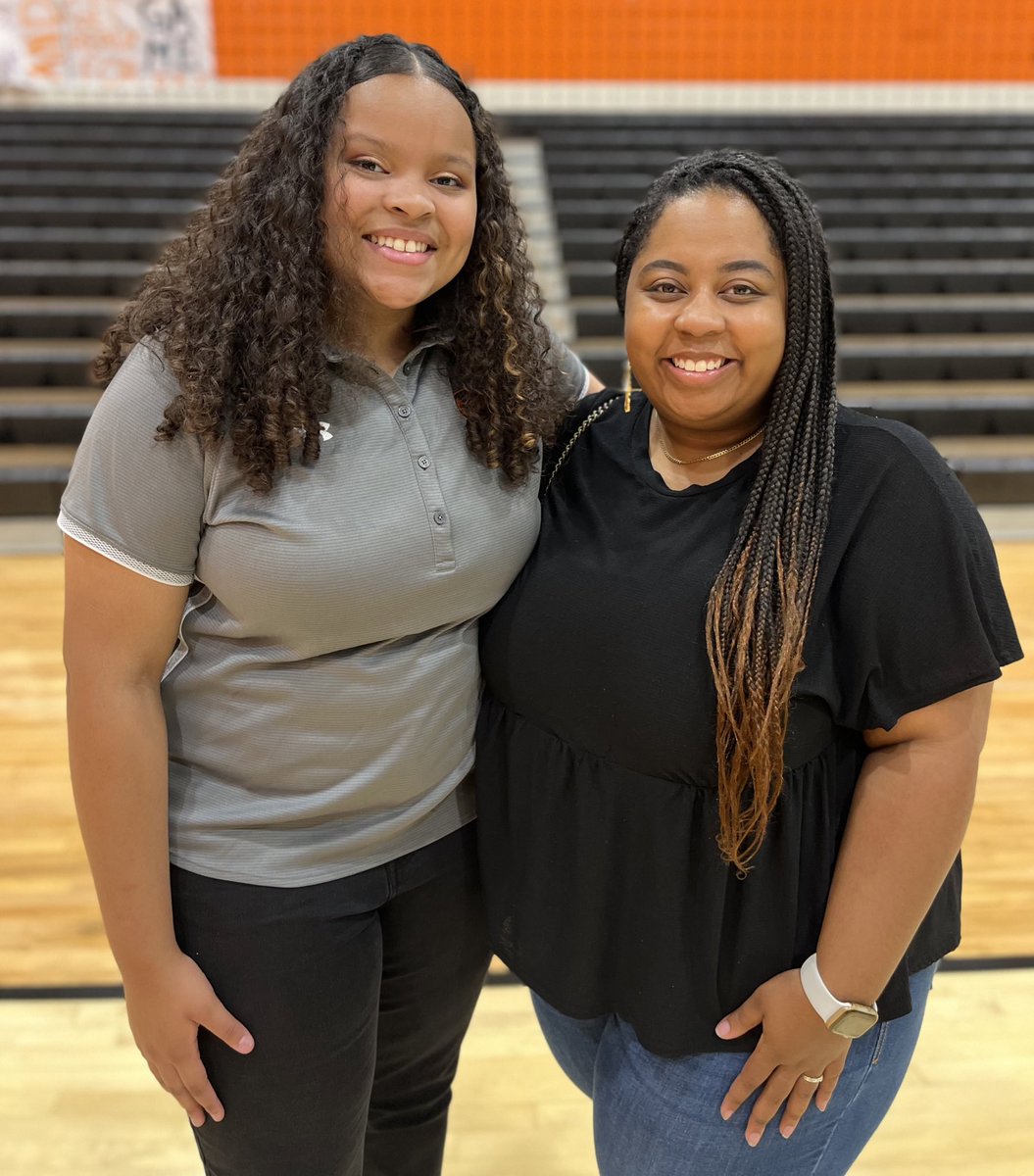 THIS STEPMAMA’S HEART IS FULL! My sweet gal will be joining me for the next two years in my home away from home. The icing on the cake is that she will be going to my alma mater! Time to bring out the purple & gold. 💜💛🦅
#EaglesSetTheStandard #RISDGreatness