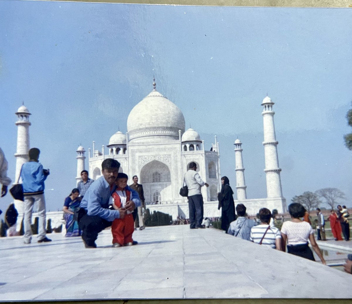 khwajamoinddin's tweet photo. #throwback visited Taj Mahal #1999
#ElderSon 😍 #TajMahal ❤️ https://t.co/I1l0PS5mp1