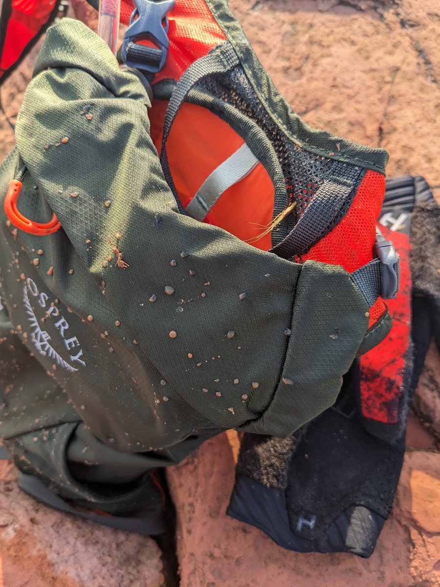 clearangle's tweet image. A little dirty this morning but solid trail and beautiful weather. #fezzari #handup #osprey #mtb #Edmond