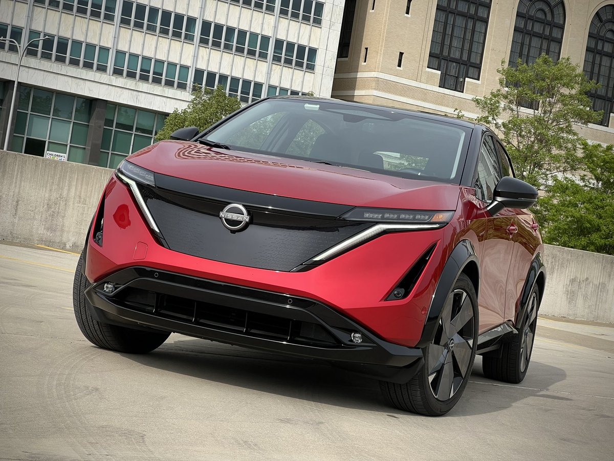 DriveTimeVideos's tweet photo. Wow! Kudos to @NissanUSA. The #Aryia was worth the wait. About 290 miles on a full charge, AWD and hands-free highway driving. https://t.co/62cSQvXXWy