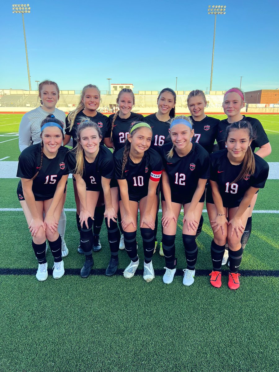 Happy Graduation day to our seniors!!! We are so proud of you!! ❤️ 🦅