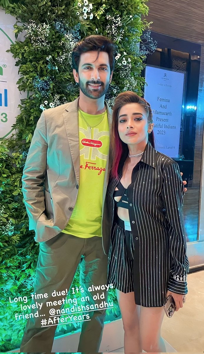 HavanaArkac68's tweet photo. We miss VeeCha so much, it's nice to see you together. 🥰🙈@nandishsandhu  @iamTinaDatta
#VEECHA https://t.co/AJs4de6MqM