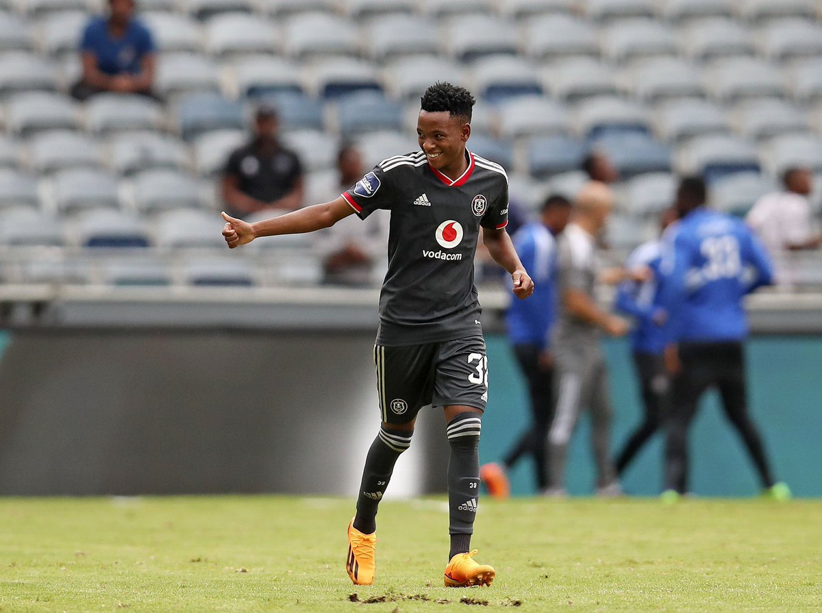 I’m 100% sure Hotto is faster than Ratamo
Difference is he not scared of 1V1 

Orlando Pirates Wonder Kid 
#OnceAlways ☠️