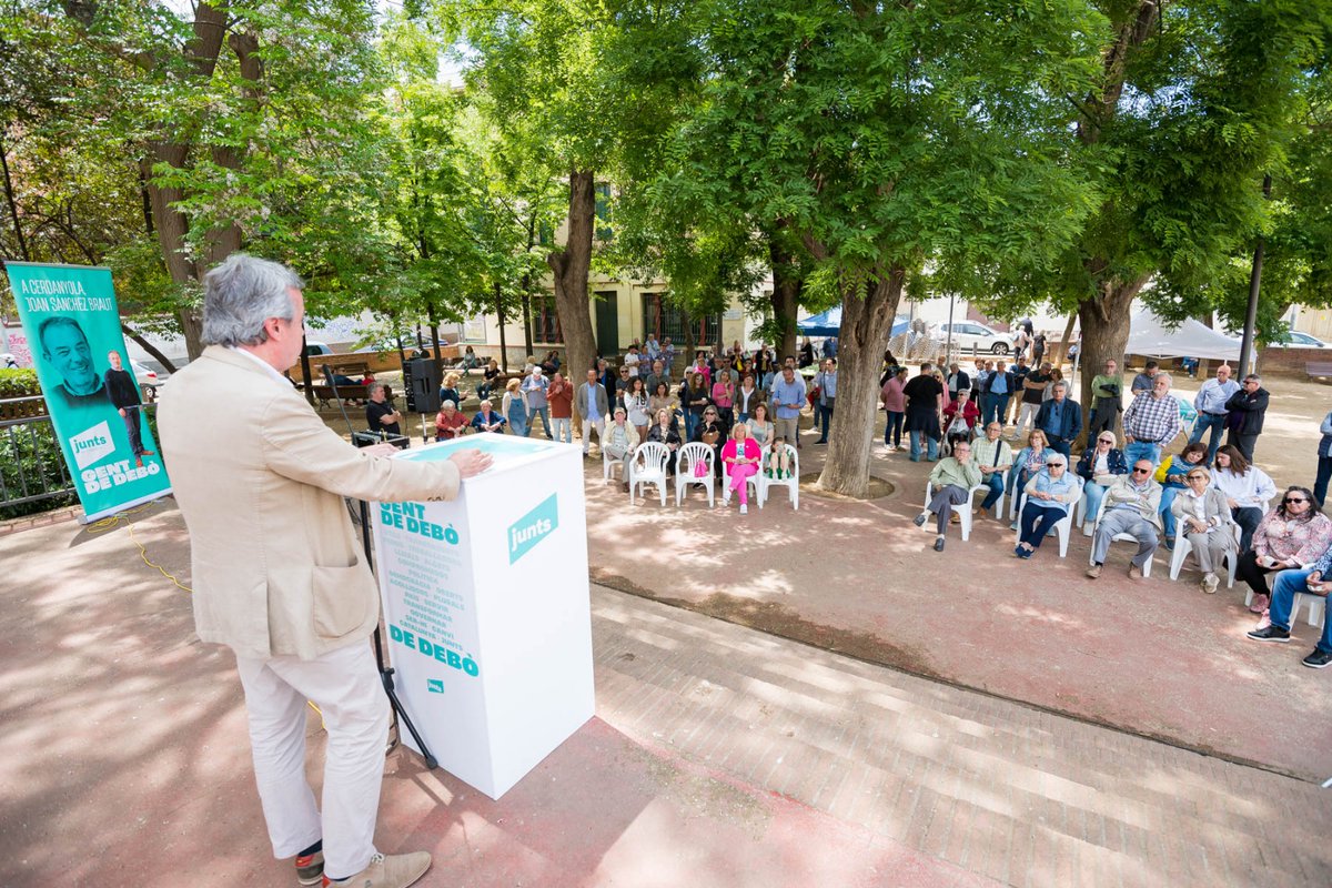 Gràcies a tots els qui heu asistit al nostre acte de presentació de llista a la plaça Jaume Grau. Persones de Cerdanyola, compromeses a fer poble i a fer ciutat. <a href="/JuntsComVOCCsbd/">Junts Comarca Vallès Occidental - Sabadell</a>