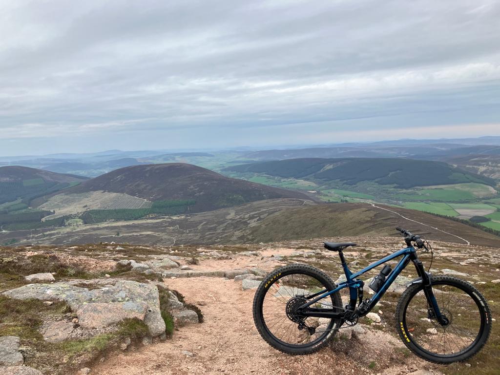 ThatDramGinger's tweet photo. Great ride today up Ben Rinnes and a great view!  Thanks to the wonderful ladies from Abbie's Sparkle Foundation for taking a pic of me and the bike at the top!  Check out their great work @AbbiesSparkle25 https://t.co/4Wwt7JxzUj