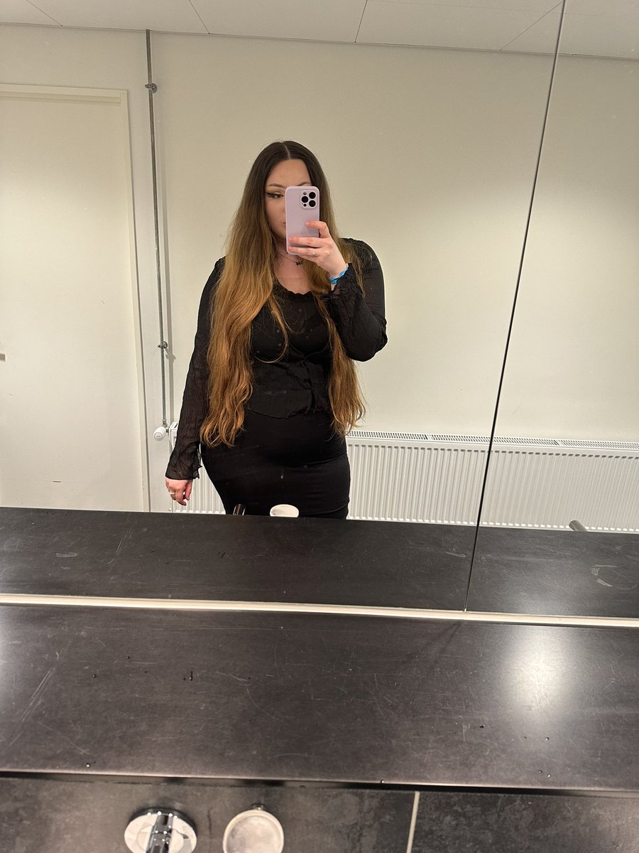 number 1 gender understander tweet media