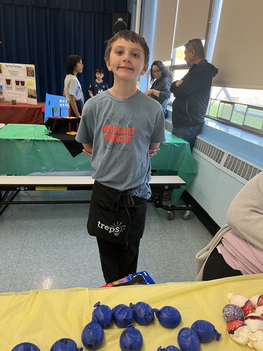 WronkoHamed5th's tweet photo. More pics from our TREPS night! The leadership from Caralynn Ferrara and Christine Rogoff was a rewarding experience for these young entrepreneurs! @MtView07836 https://t.co/Ru2oxPZ7em