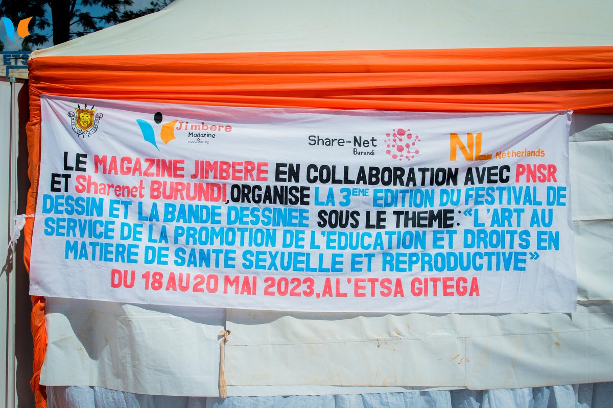 MagazineJimbere's tweet image. 🥳 C’est parti pour la grande finale de la 3ème édition du Festival de dessin, à l’Ecole Technique Secondaire d'#Art de @Gitega

🔟 Les 10 finalistes exposent leurs œuvres dans les couloirs de l’#ETSA

🥁 Les tambourinaires du club Abakomezakaranga agrémentent l'événement

🙌🏾 Que