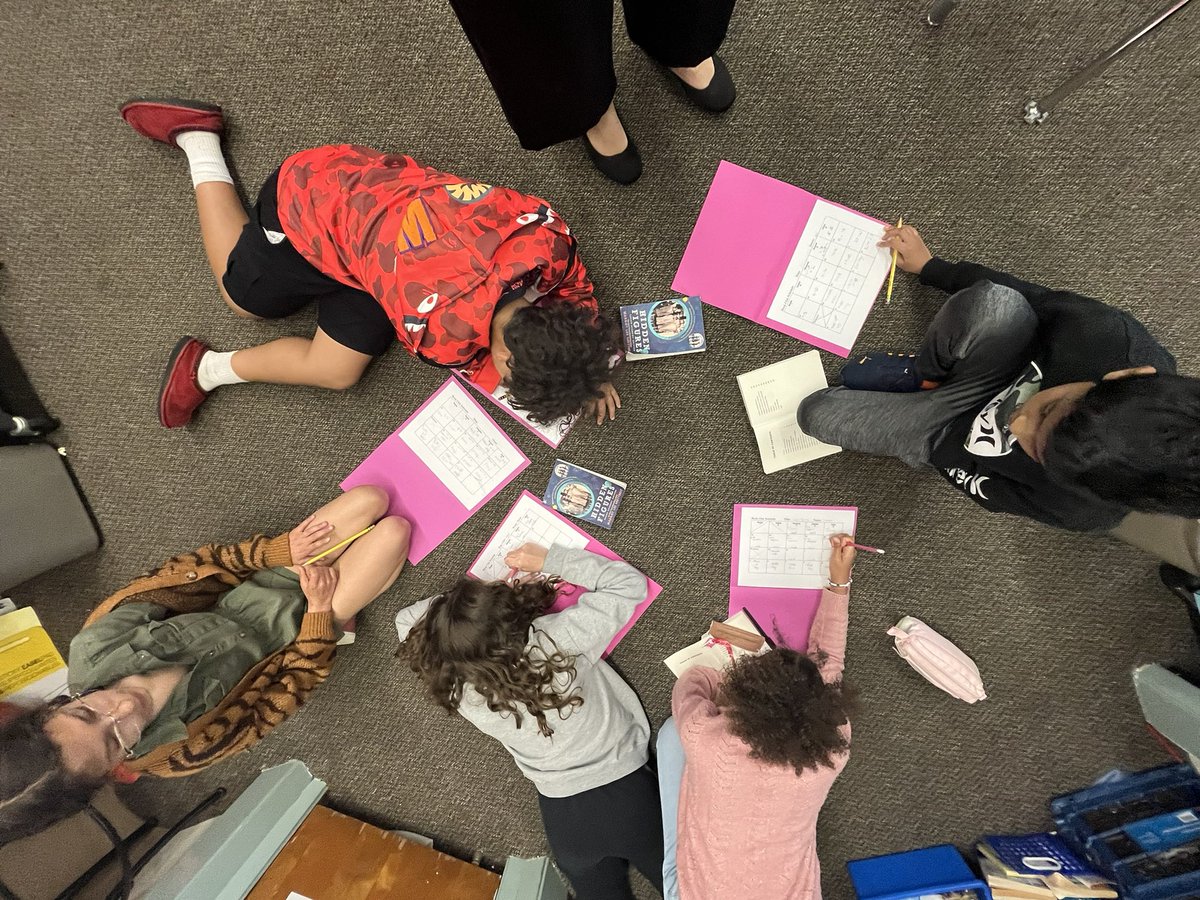 WronkoHamed5th's tweet photo. Fiction Book Club is something the students ask to get to… and that makes teachers in Mid May happy!!! #keepreading #loveliterature @MtView07836 @mrobinson322 @melandyk @JOlsyn1109 @MtView07836 https://t.co/3TmaCHzmIe