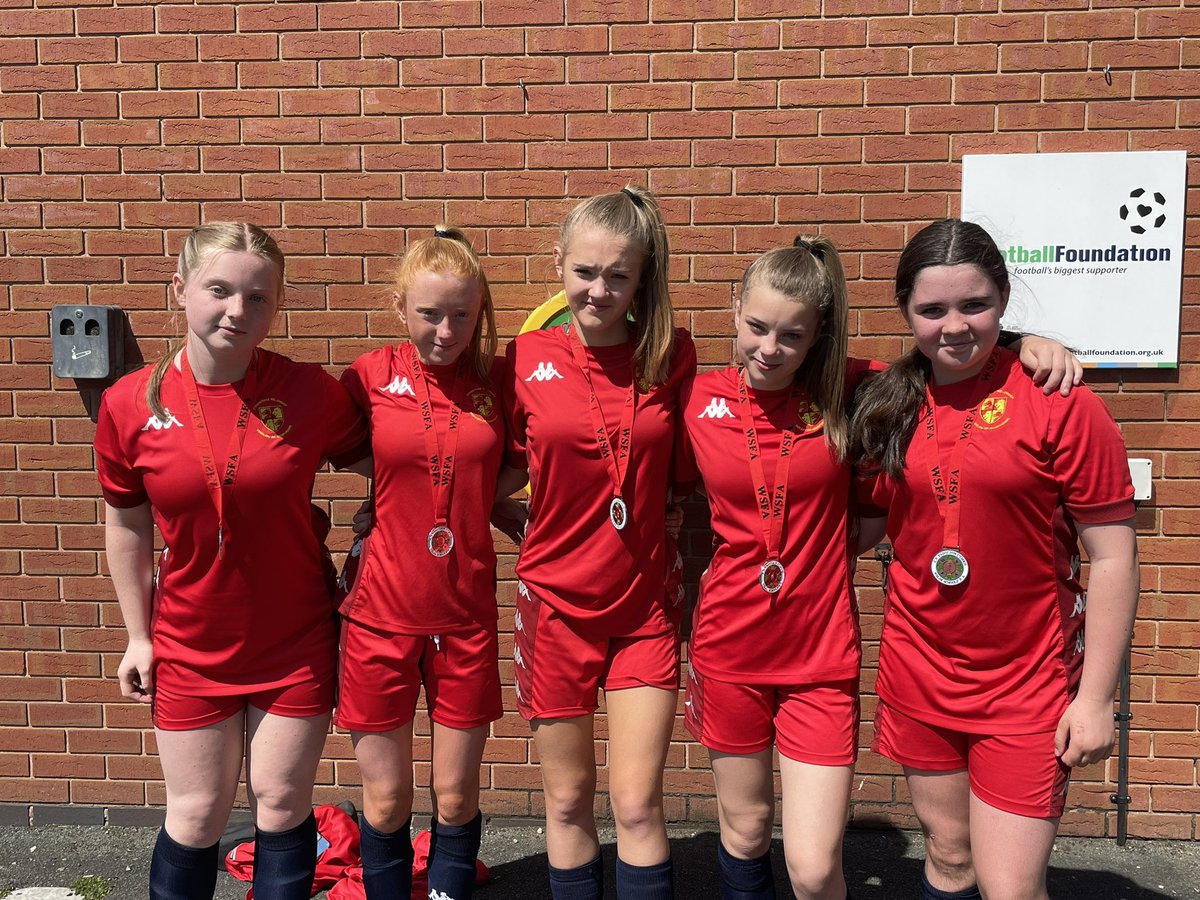 Emma Green tweet media