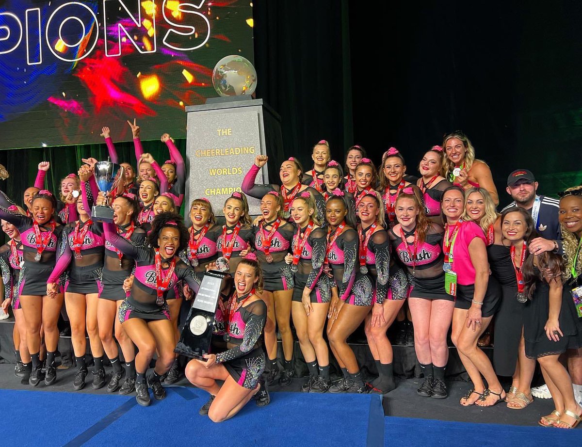 Celestial_mo0n's tweet image. I forgot to mention I globed at my first worlds with Unity Blush… half the team had never been to Worlds, I’d never competed past level 3 and we did that &amp;lt;3  #cheer #cheerworlds2023