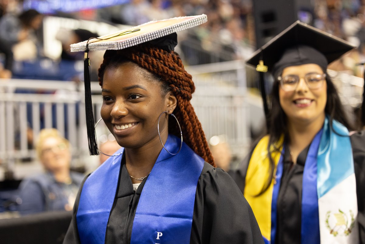 🎉 🦉 🎓 Southern’s nearly 1,400 determined graduates gathered on May 19, 2023, at the Total Mortgage Arena in Bridgeport, Conn., to celebrate their academic journey at their commencement ceremony. #SCSU23 

Read more: bit.ly/3BGPZQq