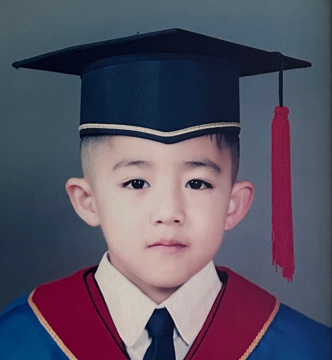 seungcheolbliss's tweet photo. Coups 🎓 https://t.co/o0yBZT3KTi