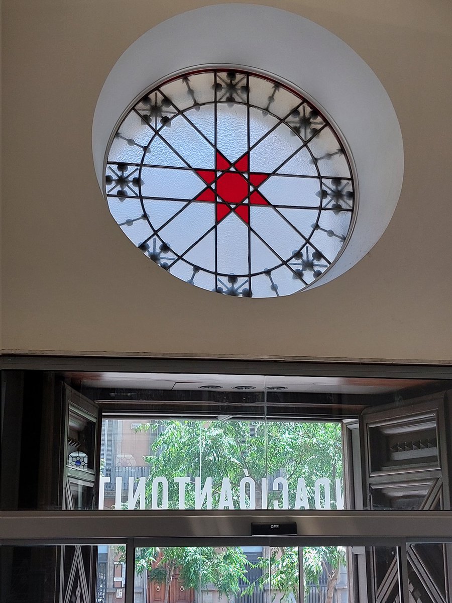 IdeasdeOcio's tweet photo. Conoce la obra de Antoni Tàpies y Roman Ondak.

#VisitBarcelona #BCNTB  #VistBCNTB https://t.co/7dItAzFxs6