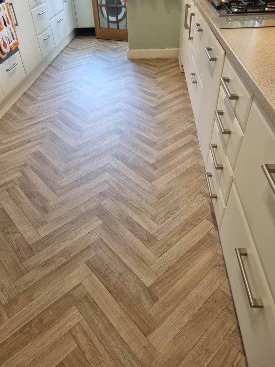 Graham Lee Carpets tweet media