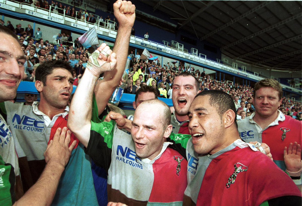🗓️ Today 22 years ago 🏆

🤩 Who remembers Paul Burke’s monster drop-goal?

#COYQ