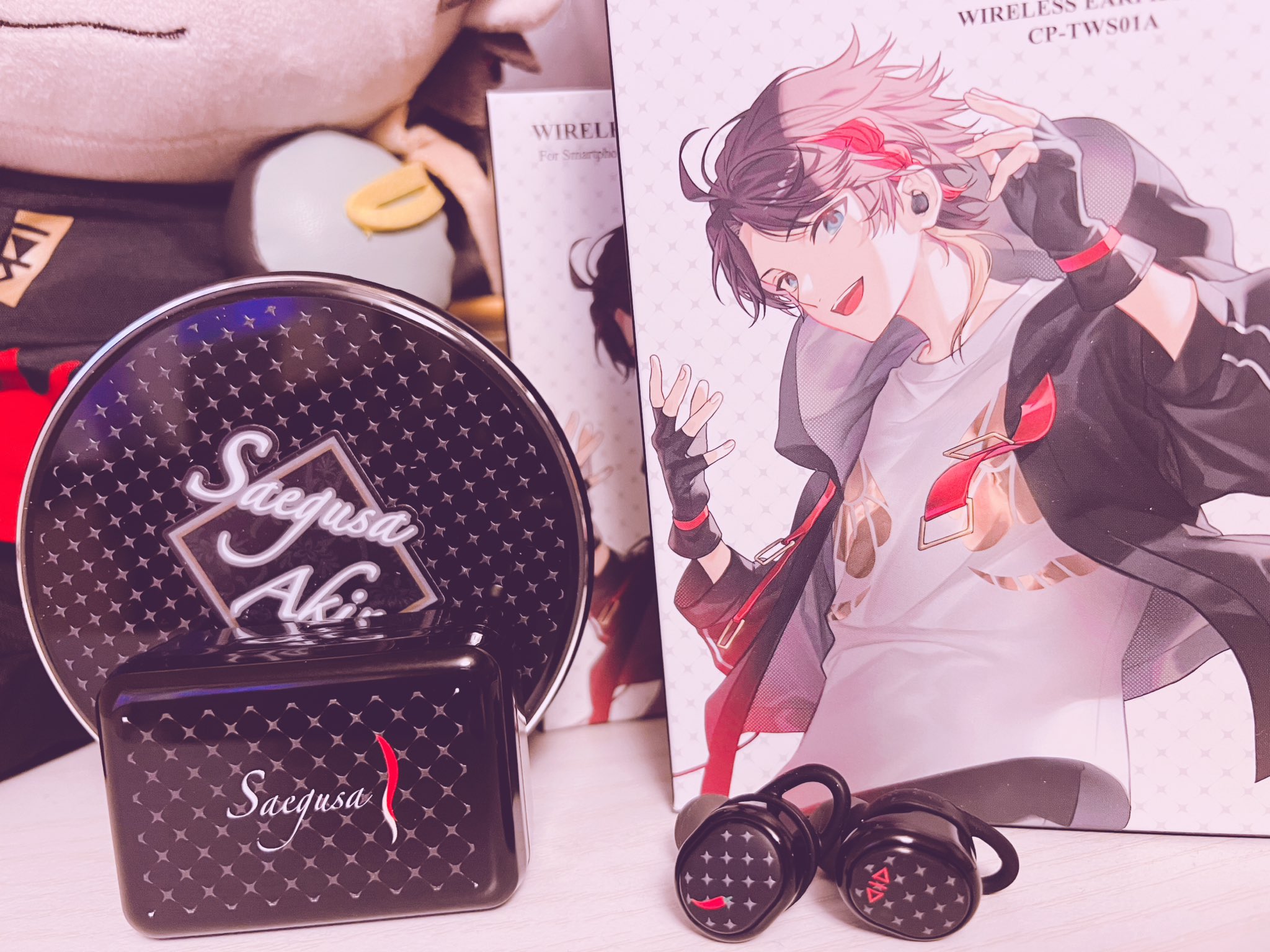 美品 にじさんじ×オンキヨー ワイヤレスイヤホン CP-TWS01A 三枝明那 三枝明那 ONKYO イヤホン 美品 にじさんじ×ONKYO ワイヤレスイヤホン