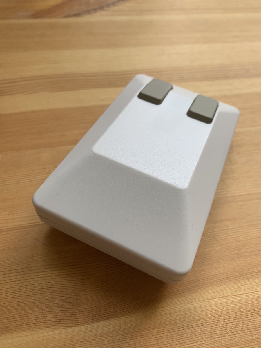Commocore's tweet photo. Hey, Tank mouse, where’s your tail? I really enjoy this one, made by Łukasz Remiś. By the way, there’s also a hidden touch scroll! #tankmouse #c64 #amiga https://t.co/yUeg42rQB6