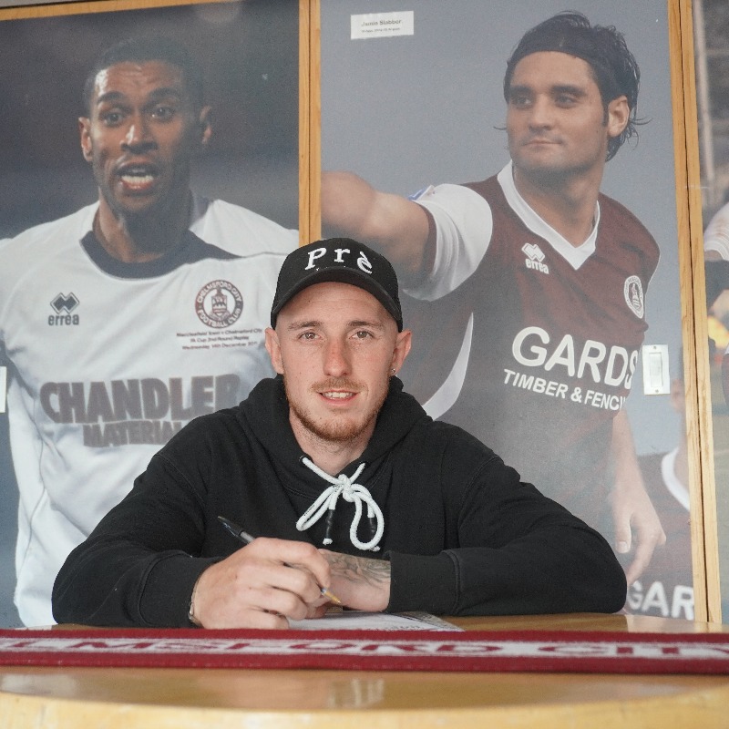 First signing ahead of the new Season ✅

#ClaretsTogether