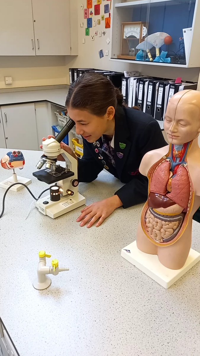 OPSScience's tweet image. Open morning at our wonderful @OPS_OratoryPrep! Lots of excited children and STEM Ambassadors doing what they do best!