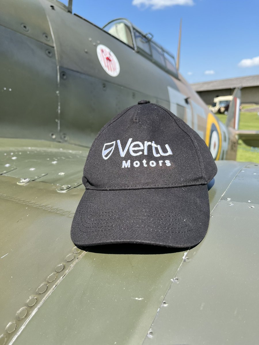 FlightPolish's tweet photo. Hawker Hurricane G-HURI is at the races! πππ
Our first flying trip of 2023 and we are at @NewmarketRace
We are joined by The Suffolk Spitfire RW382 on display in its home county.
#NewmarketSuffolk
@TheJockeyClub
@VertuMotors
#SuffolkSpitfire https://t.co/5hEtmddkF2