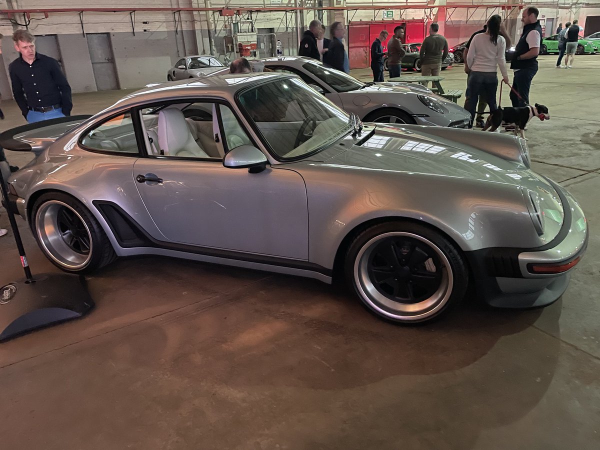 Can it get any better?❤️ #singervehicledesign #911turbo