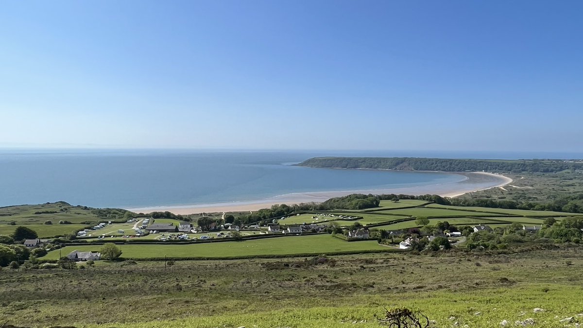 Arwelycwm's tweet photo. Bore braf iawn yn Gwyr. Very nice morning at Gower. @S4Ctywydd @StormHour @ThePhotoHour @visitwales https://t.co/jPtyF7s4yD