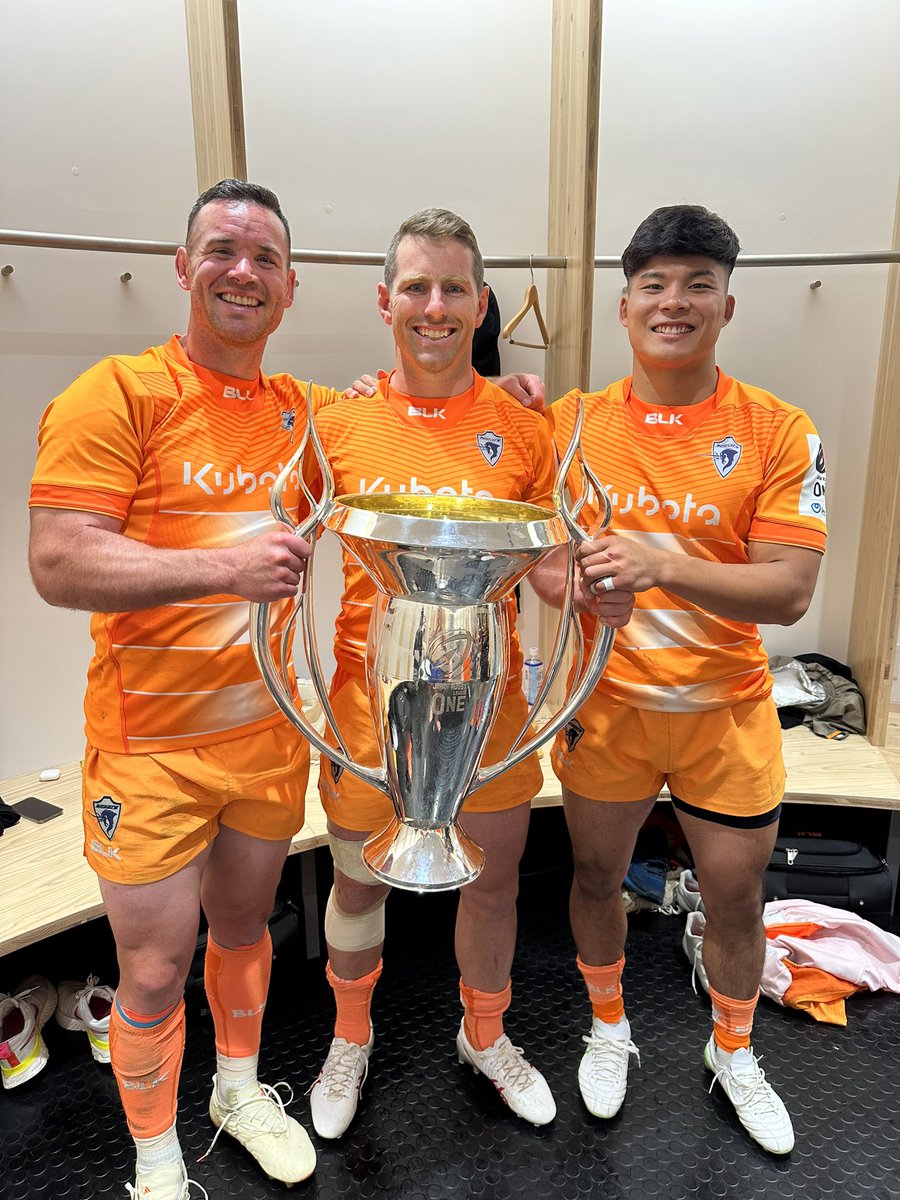 プレーオフ優勝🏆
スーパースター達と
最高です🧡