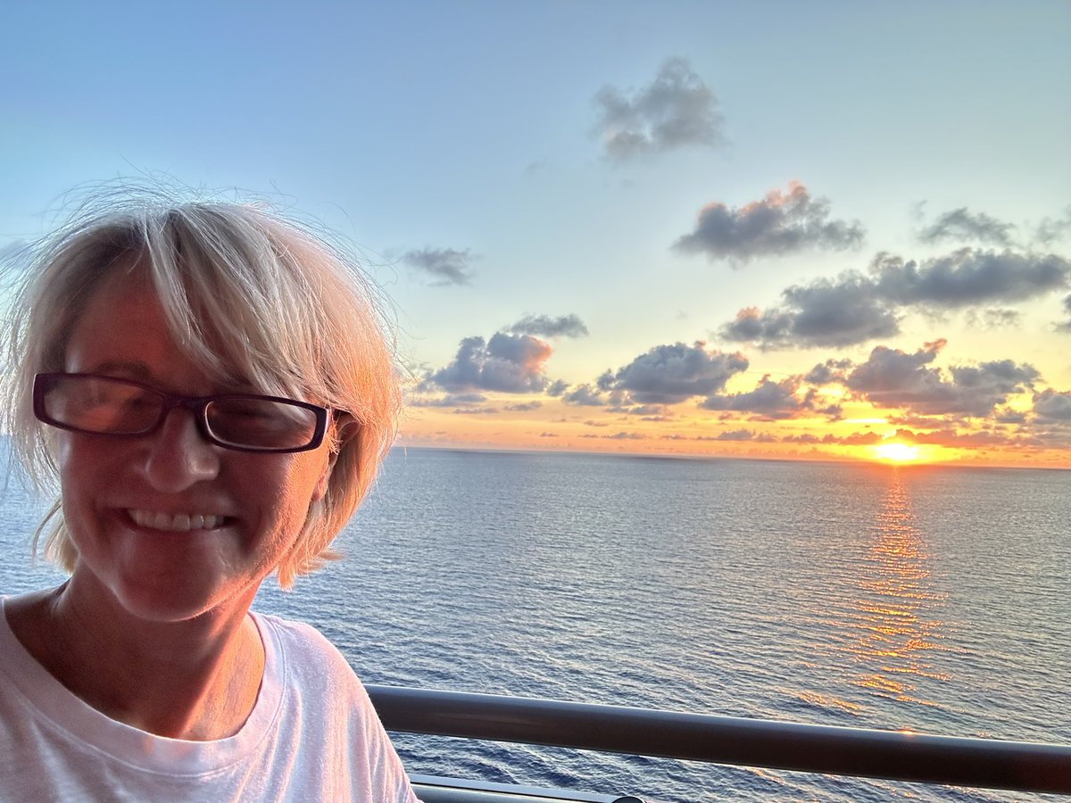 CarolynMcC's tweet photo. Good morning from #summitatsea https://t.co/joJ8eMsxnU