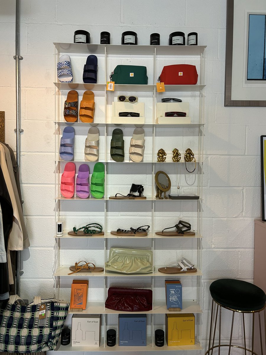 EleriSion's tweet photo. Oh my! Just visited #CWFL the cutest shop at The Laundry Quarter, Cardiff. AND they stock the greatest sweatshirts in the world too #Camber What a lovely Saturday morning! #Joiwch https://t.co/SCO9y4BfVk