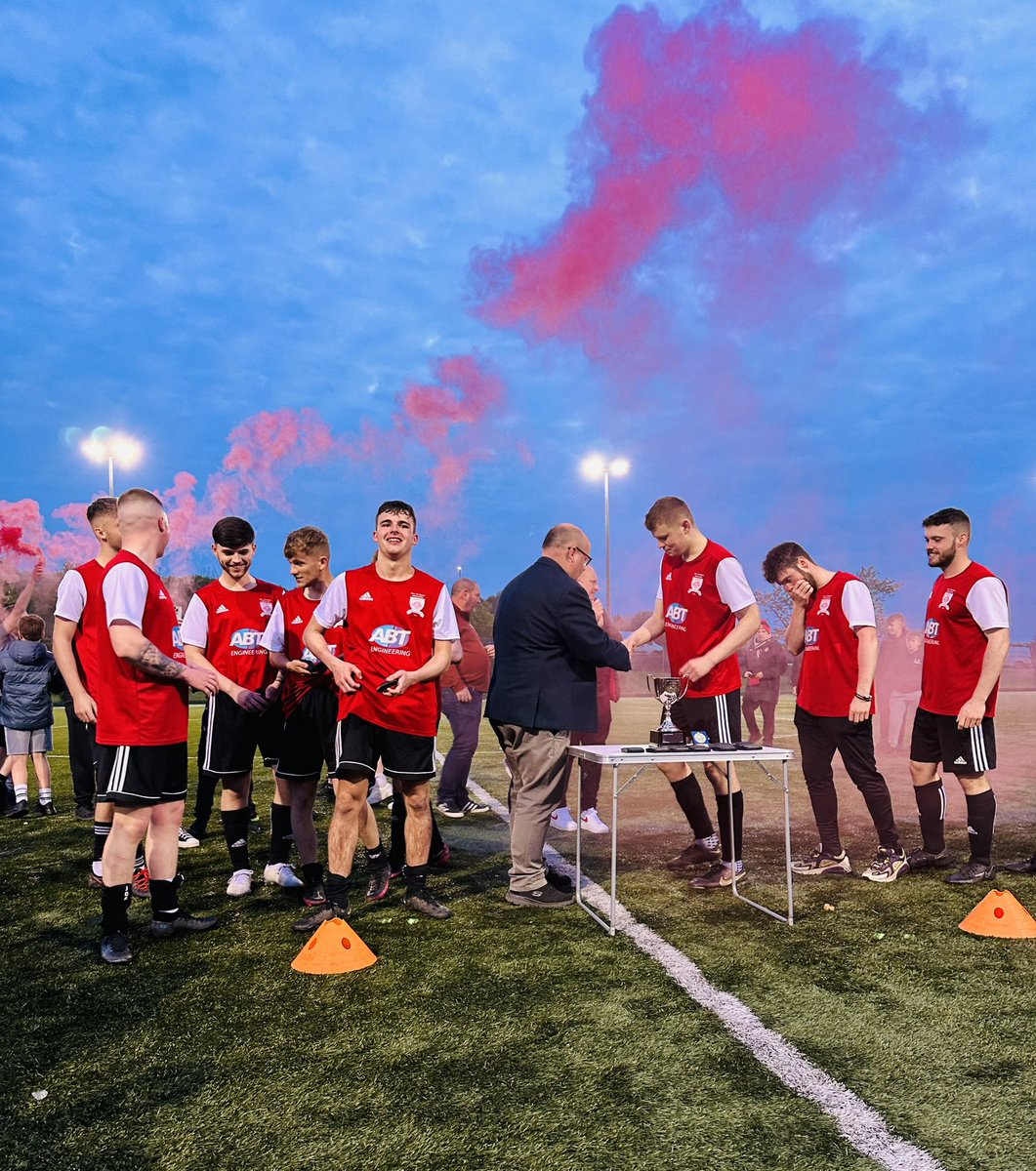 🏆❤️⚽️ <a href="/hawshob/">Hill of Beath Hawthorn FC</a> <a href="/EastScotlandFA/">East of Scotland Football League</a> <a href="/OfficialSLDFL/">Scottish Lowlands Development Football League</a> <a href="/fife_football/">Fife Football</a>