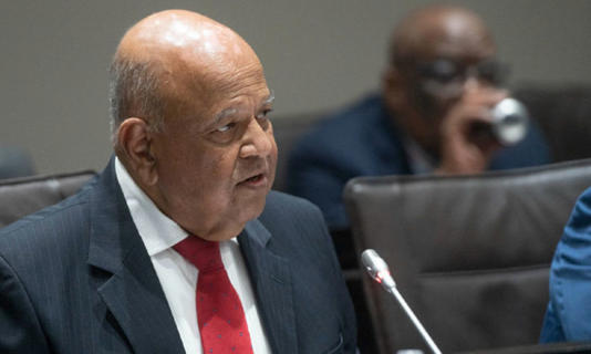 Pravin says to Parliamentary committee  Ì am not on trial here , my record speaks for itself. Pray what record , a record of looking the other way so the Comrades can eat  for decades .Calls De Ruyter report melodrama and answers most questions I do not know. Step aside