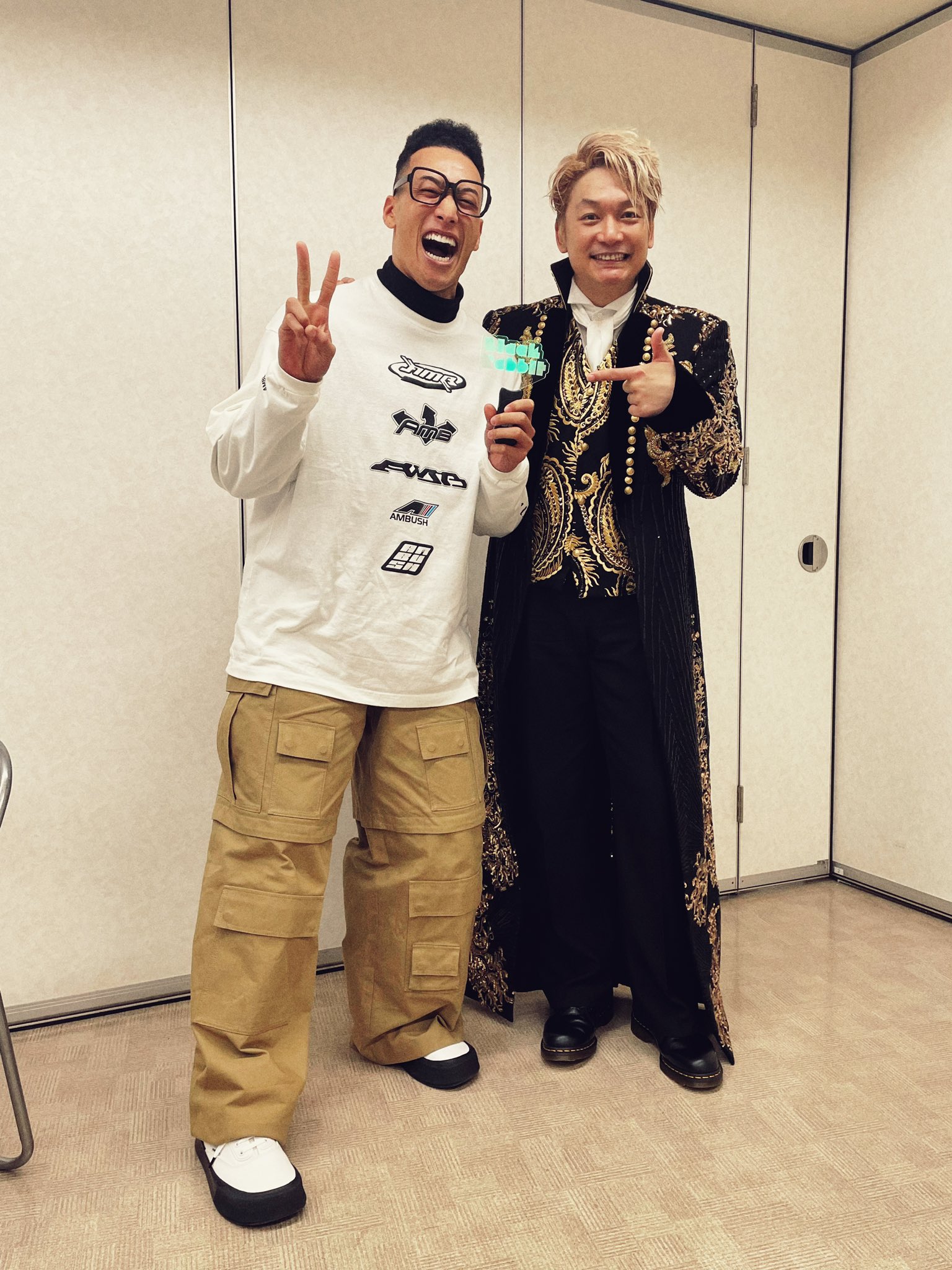 FwkNfqEagAAod8-?format=jpg&name=orig