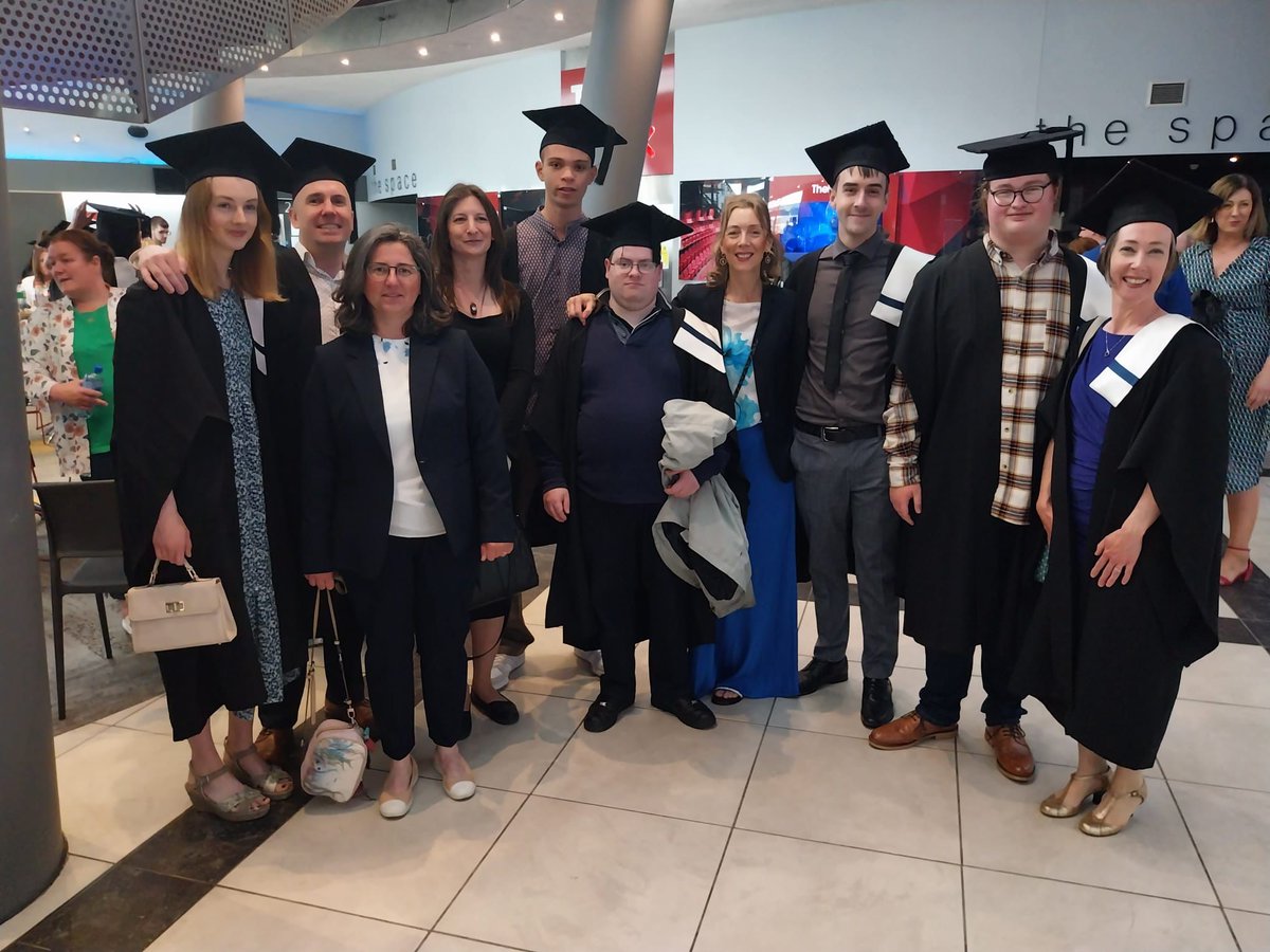 CBFEMedia's tweet photo. Environmental &amp; Biodiversity Science Tutor Anne O'Brien with her students at Graduation Day in the Helix. # CreateYour Future  @TriciaOKeeffe @CityofDublinETB @ThisisFet @SOLASFET https://t.co/YtqHebp2UL