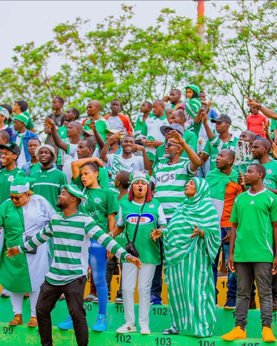 SCKiyovuSports's tweet photo. Mu mpande zose twiteguye umukino wa shampiyona ubanziriza uwa nyuma.
Duhurire kuri sitade ya Nyagatare dukusanya ibyo twemerewe.🏆 https://t.co/QtECoNAVwH