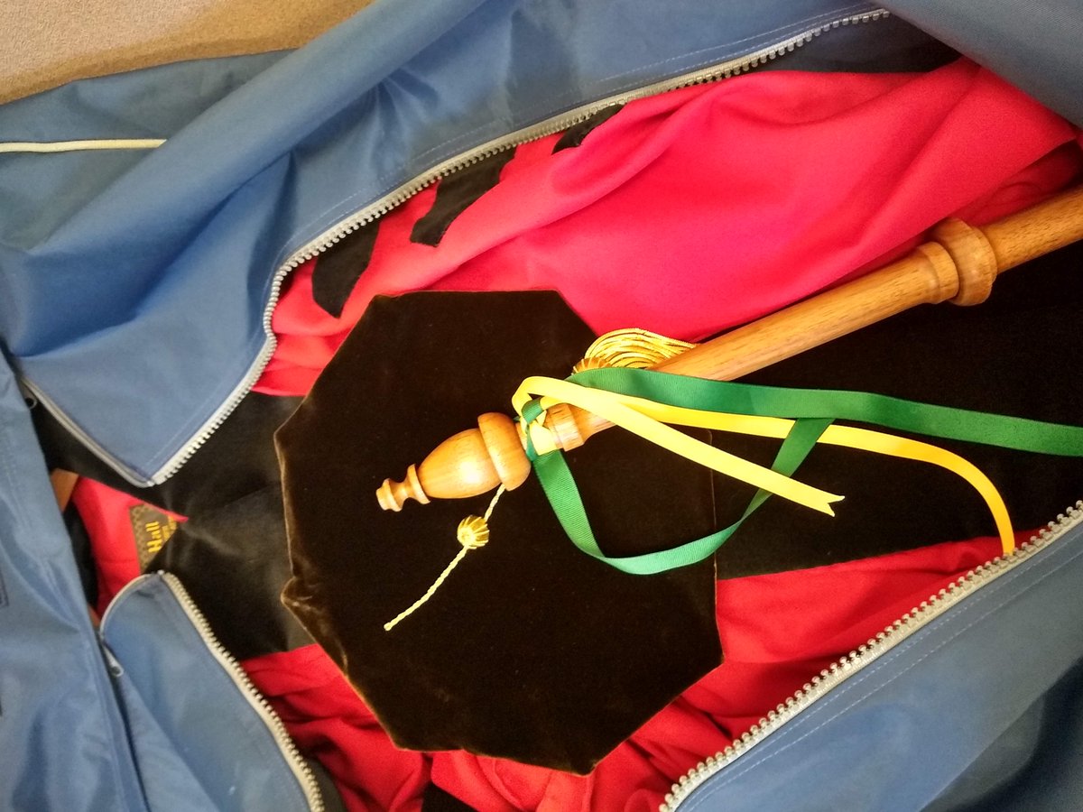 tjmcsweeney1's tweet image. Have gown, will travel.

#commencement2023 @burgonsoc