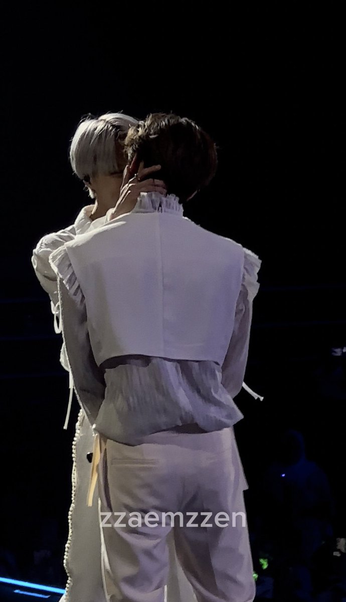 noahnctz's tweet photo. อร๊ายยยย ก็มานฟินนิ💅🏻
#nomin https://t.co/1R4lwIafr5